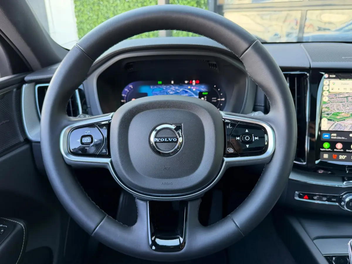 2.0 T8 Plug-in-hybrid AWD Polestar Engineered | SOH 98% | Pano | Surround View | Akebono | Öhlins | BTW