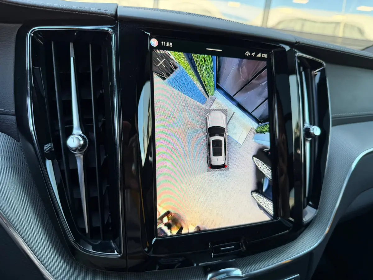 2.0 T8 Plug-in-hybrid AWD Polestar Engineered | SOH 98% | Pano | Surround View | Akebono | Öhlins | BTW