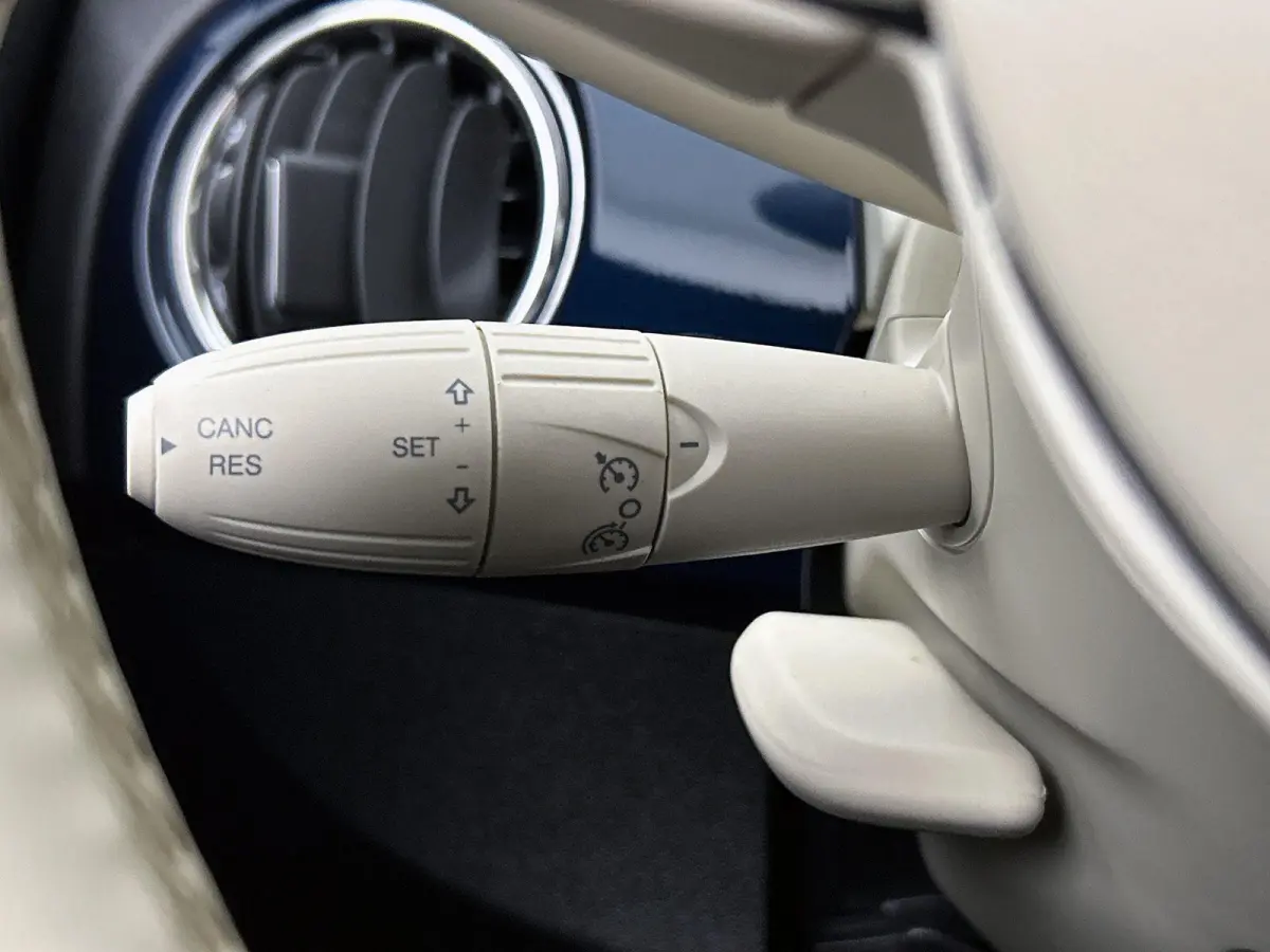 1.2 Lounge | APPLE CARPLAY - ANDROID AUTO | NAVIGATIE | BLUETOOTH | LICHTMETALEN VELGEN | AIRCO | MULTIFUNCTIONEEL STUURWIEL |