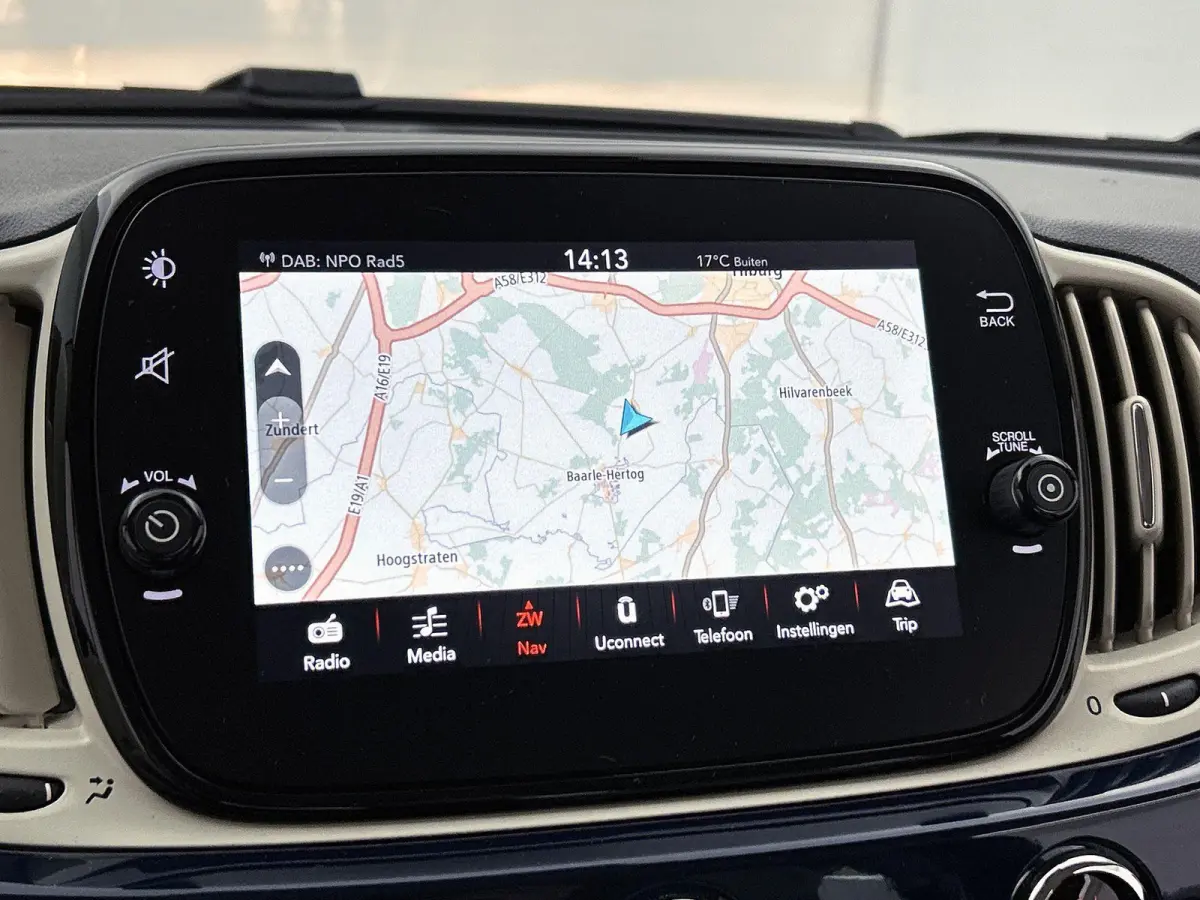 1.2 Lounge | APPLE CARPLAY - ANDROID AUTO | NAVIGATIE | BLUETOOTH | LICHTMETALEN VELGEN | AIRCO | MULTIFUNCTIONEEL STUURWIEL |