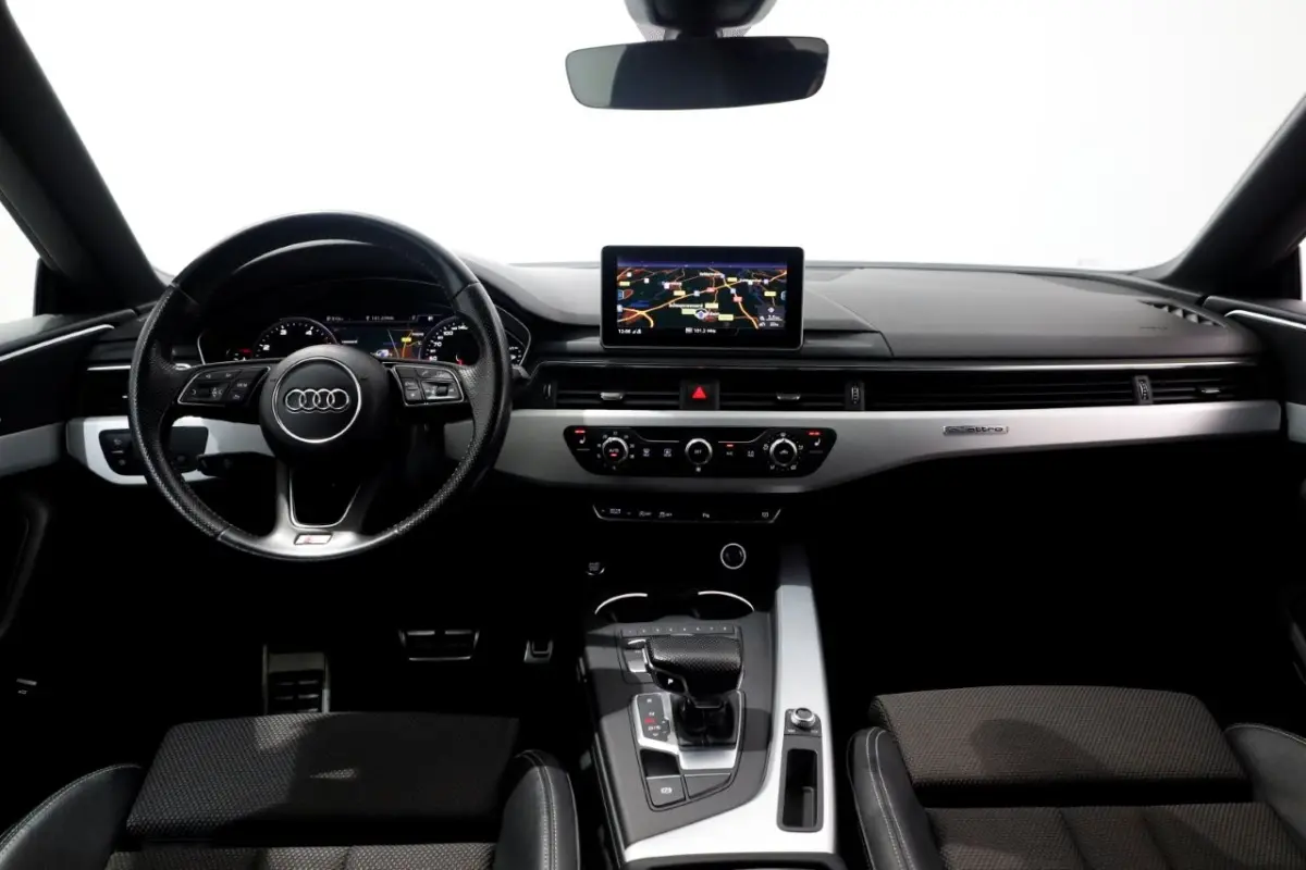 2.0 TDI 190pk Automaat quattro S-Line LED/ECC/19" 03-2017