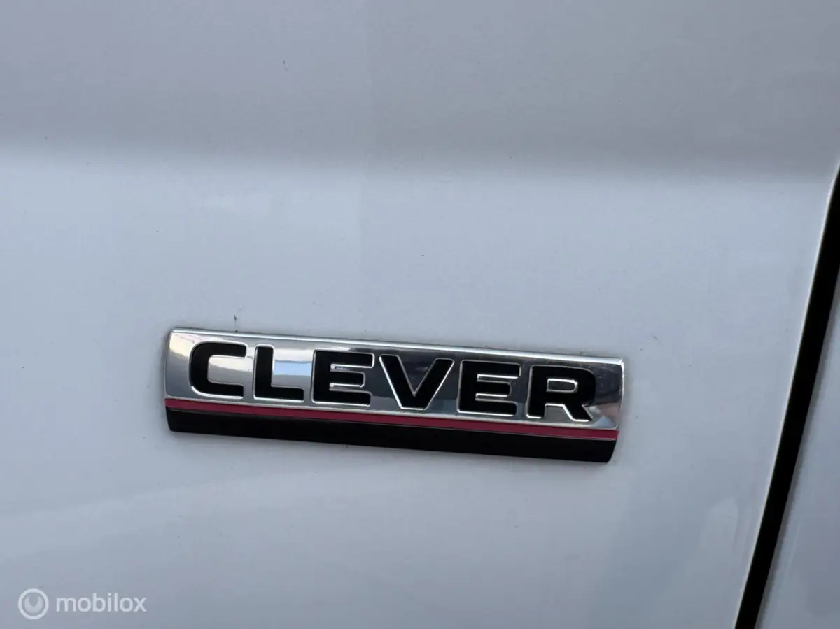 1.0 TSI Style "AIRCO+CRUISE+NAVI+TREKHAAK"