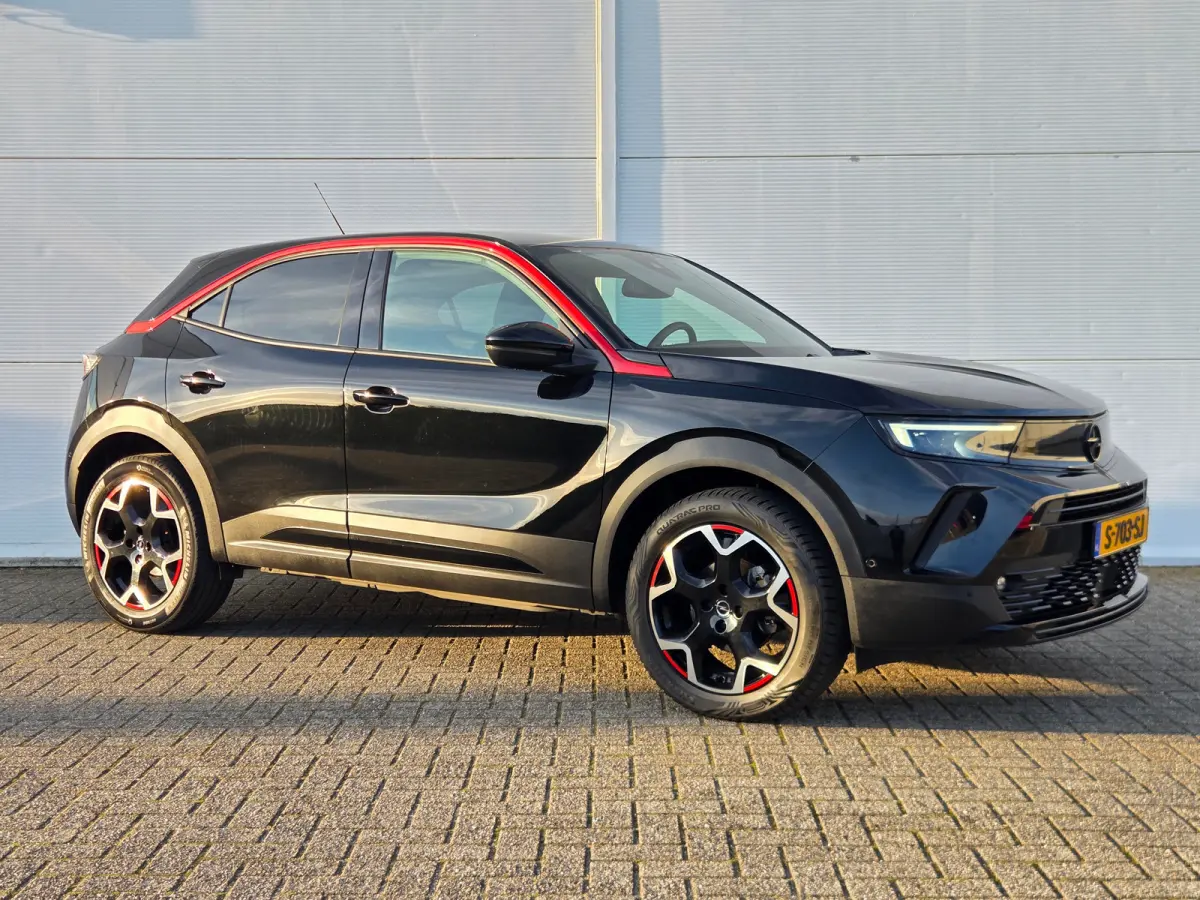 1.2 Turbo Ultimate Cruise control / Dab / Voorstoelen verwarmd / stuurwiel verwarmd
