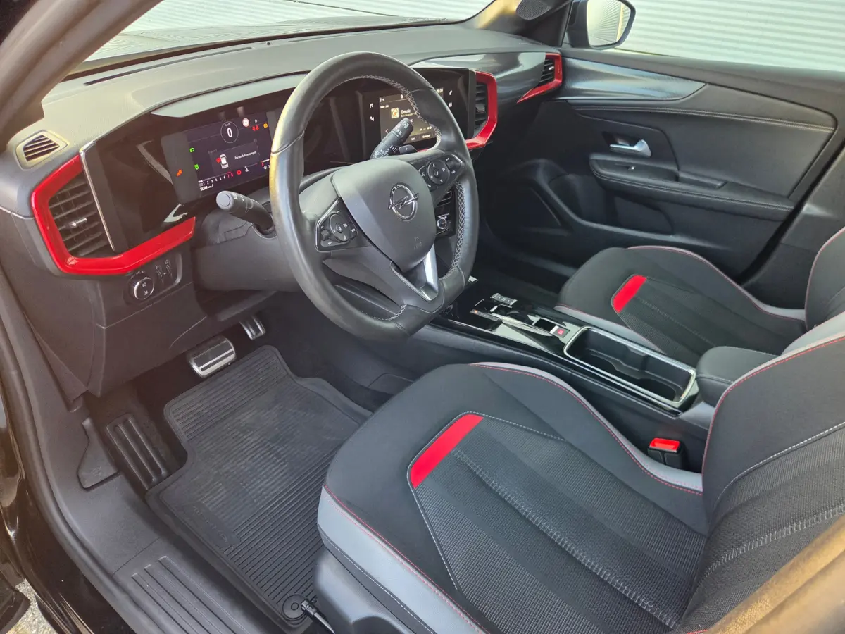 1.2 Turbo Ultimate Cruise control / Dab / Voorstoelen verwarmd / stuurwiel verwarmd