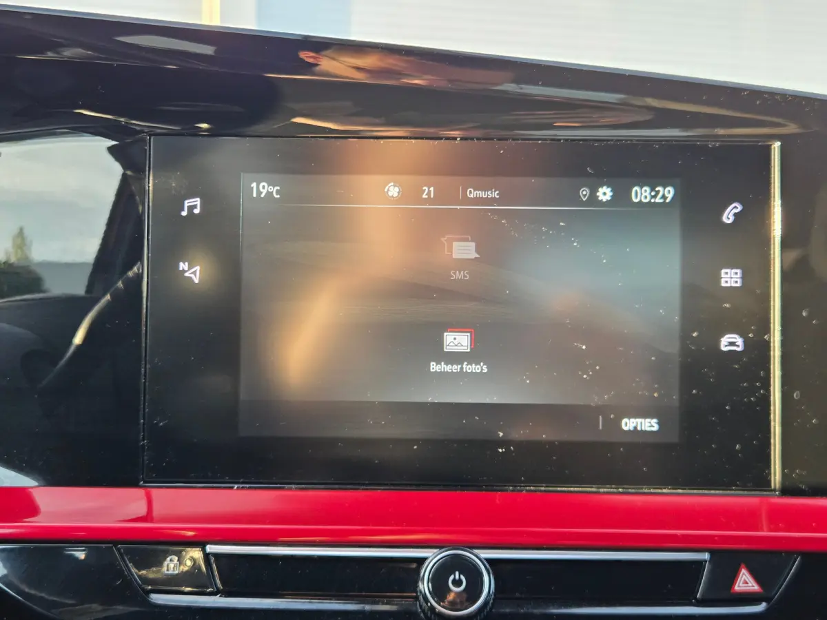 1.2 Turbo Ultimate Cruise control / Dab / Voorstoelen verwarmd / stuurwiel verwarmd
