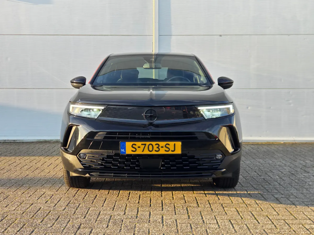1.2 Turbo Ultimate Cruise control / Dab / Voorstoelen verwarmd / stuurwiel verwarmd