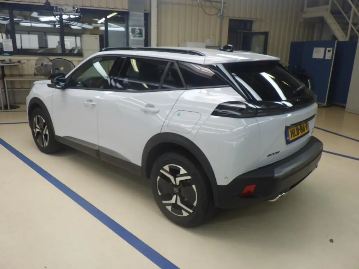 1.2 Hybrid 145 Allure | Achteruitrijcamera | Airco (automatisch) | Apple Carplay/Android Auto|telefoonintegratie premium