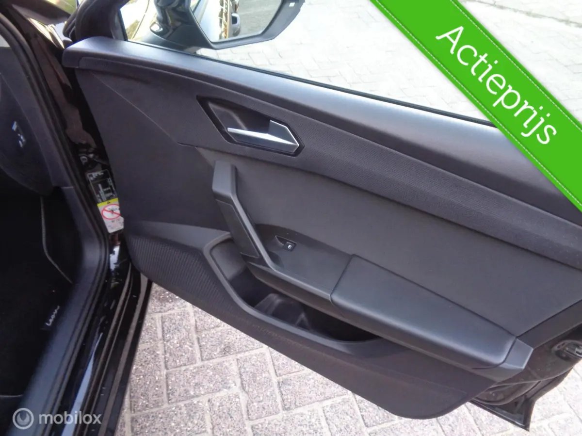 1.0 TSI Reference/Airco ECC/Cruise controle/Apple Carplay/LED/1st eig