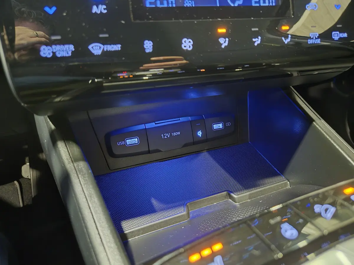 1.6 T-GDI PHEV Comfort Smart 4WD Stuur/stoelverwarming | Camera | Carplay/android | El. achterklep
