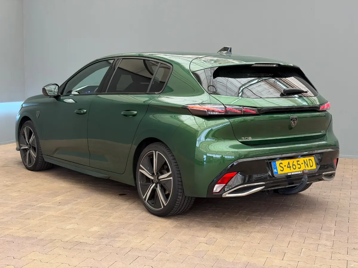 1.2 PureTech GT | Automaat | Carplay | Trekhaak | 360* Camera | Elek. bestuurderstoel | Memory | Adaptieve cruise | Matrix led |