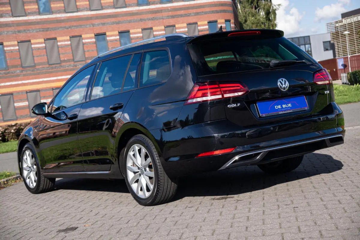 7.5 1.0 TSI Comfortline | Org.NL NAP | Massage | CarPlay | Trekhaak | Adaptive Cruise Control | Volledig Onderhouden