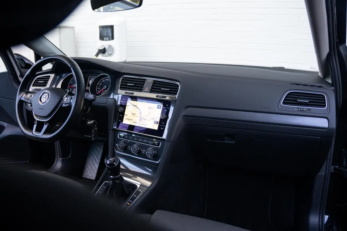 7.5 1.0 TSI Comfortline | Org.NL NAP | Massage | CarPlay | Trekhaak | Adaptive Cruise Control | Volledig Onderhouden