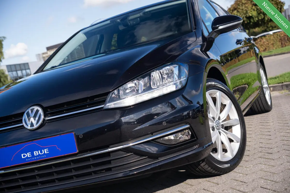7.5 1.0 TSI Comfortline | Org.NL NAP | Massage | CarPlay | Trekhaak | Adaptive Cruise Control | Volledig Onderhouden