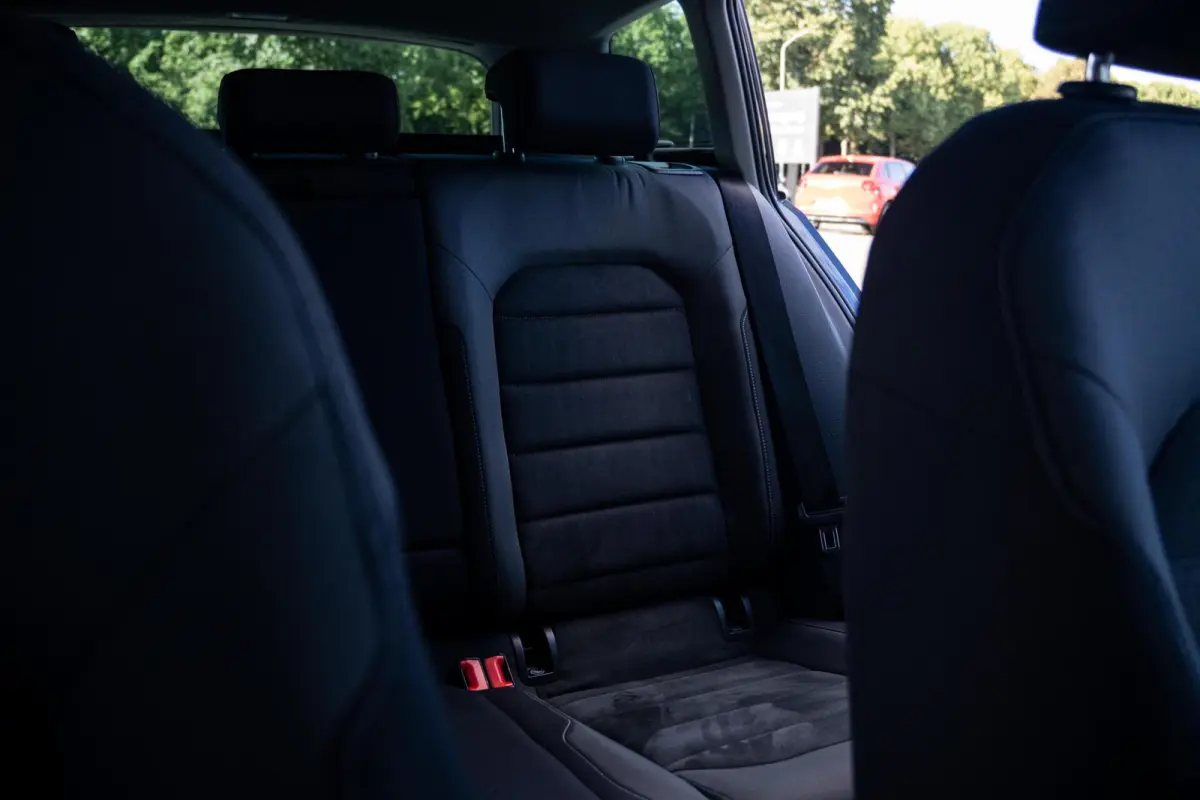 7.5 1.0 TSI Comfortline | Org.NL NAP | Massage | CarPlay | Trekhaak | Adaptive Cruise Control | Volledig Onderhouden