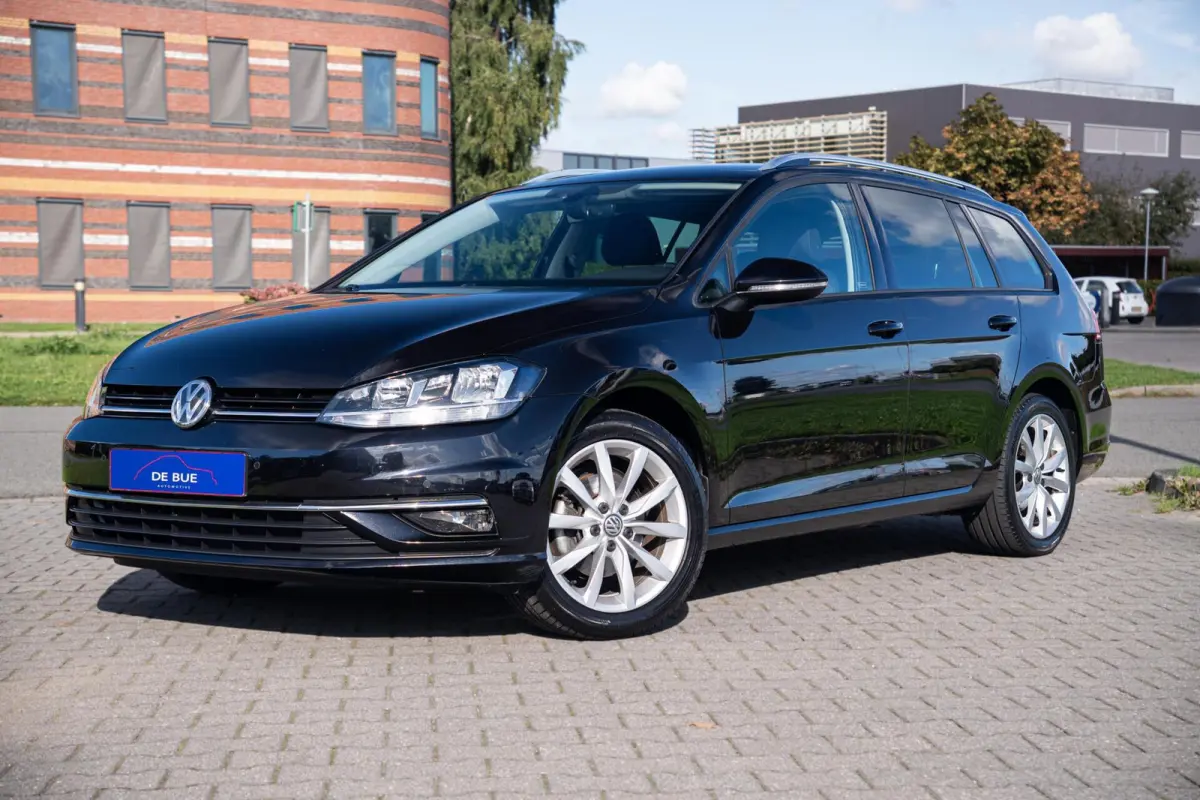 7.5 1.0 TSI Comfortline | Org.NL NAP | Massage | CarPlay | Trekhaak | Adaptive Cruise Control | Volledig Onderhouden