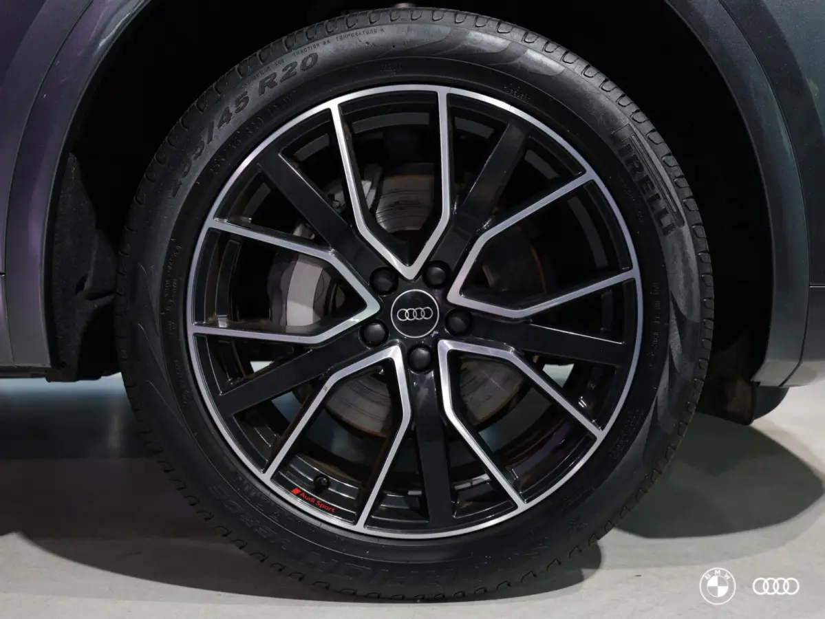 50 TFSIe S COMPETITION BLACKPACK / 3x S-LINE / PANODAK / MEMORY / KEYLESS ENTRY & START / 20"