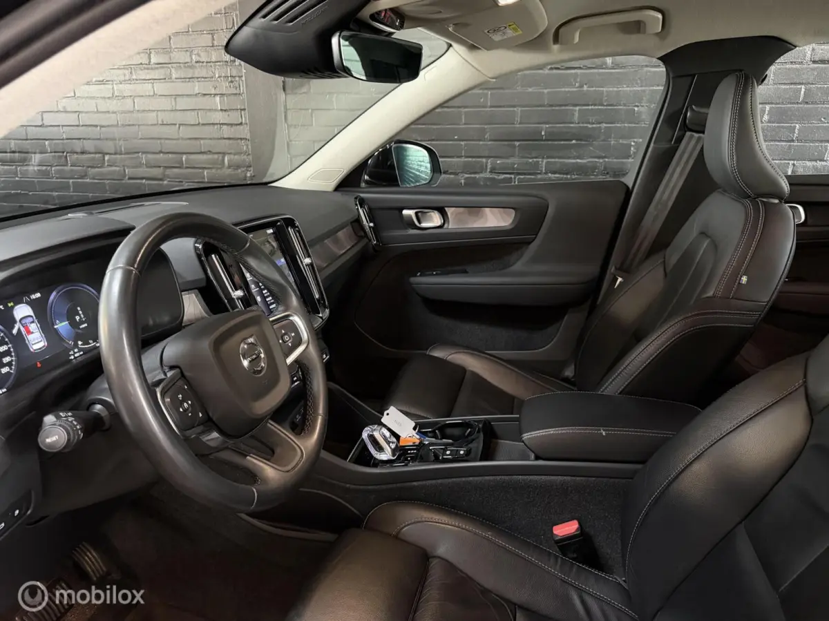 1.5 T5 Plug-in hybrid Plus Bright LEDER TREKHAAK