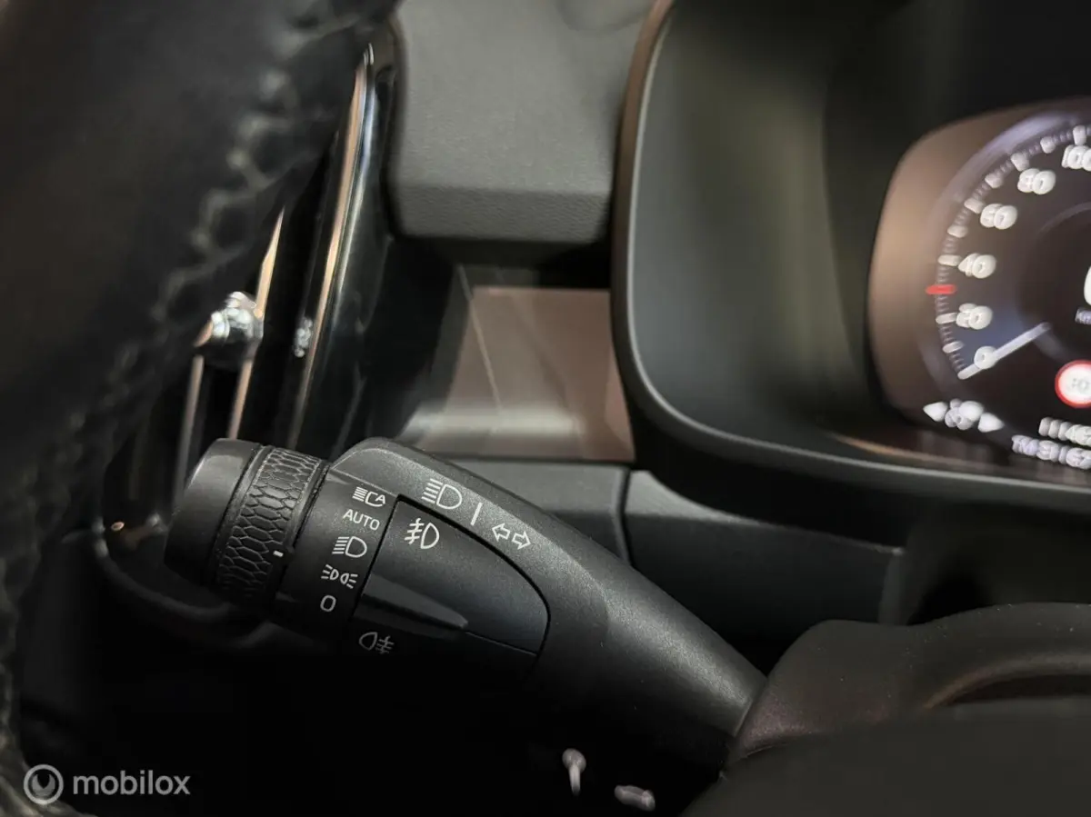 1.5 T5 Plug-in hybrid Plus Bright LEDER TREKHAAK
