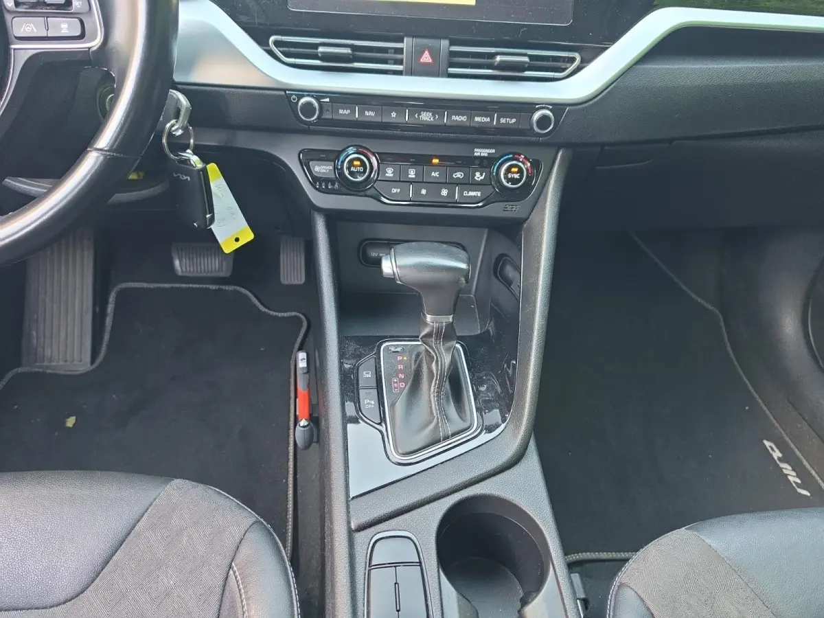 1.6 GDi Hybrid DynamicLine | Navigatie | Parkeersensoren | Climate control | Trekhaak