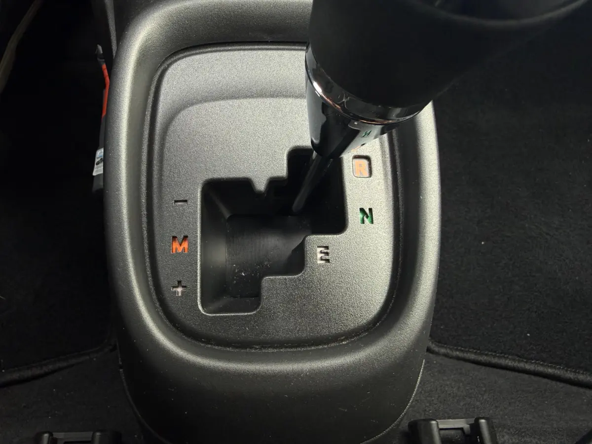 1.0 e-VTi Active AUT | AIRCO| BLUETOOTH| ELEKTRISCH RAMEN VOOR| STUURWIEL MULTIEFUNCTIONEEL