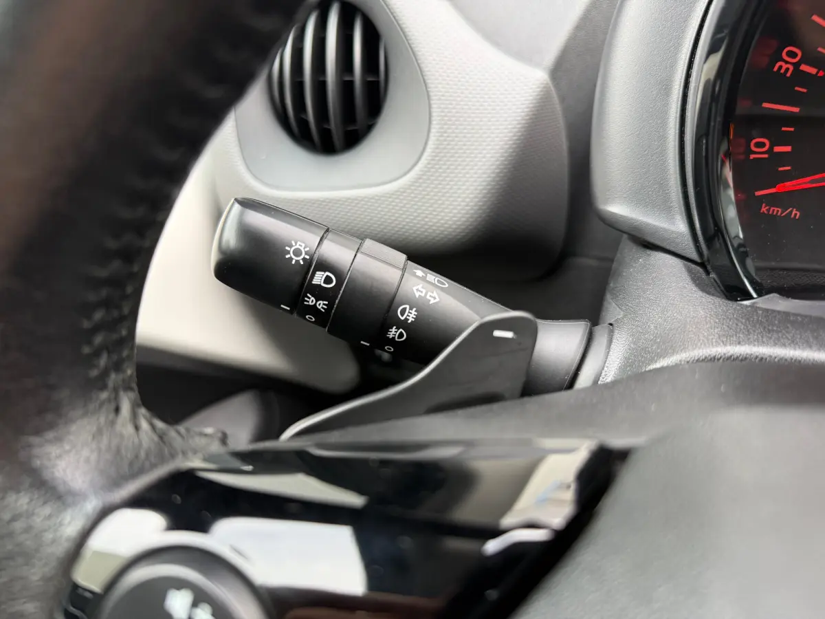 1.0 e-VTi Active AUT | AIRCO| BLUETOOTH| ELEKTRISCH RAMEN VOOR| STUURWIEL MULTIEFUNCTIONEEL