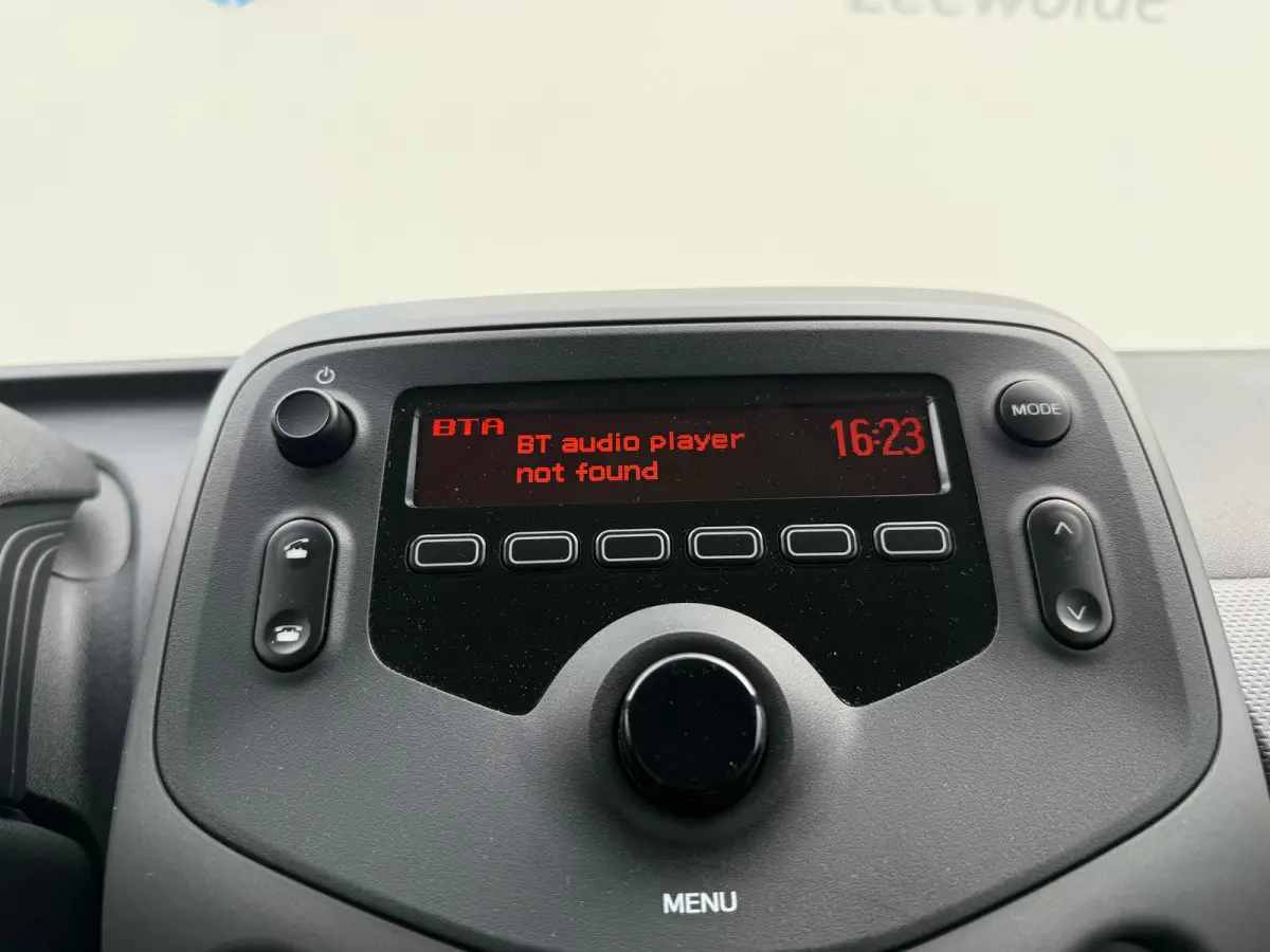 1.0 e-VTi Active AUT | AIRCO| BLUETOOTH| ELEKTRISCH RAMEN VOOR| STUURWIEL MULTIEFUNCTIONEEL