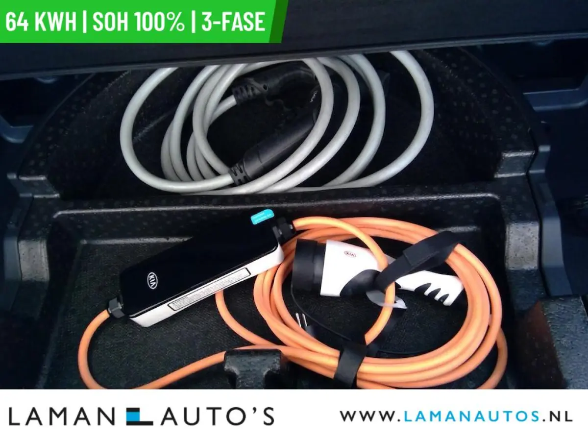 DynamicPlusLine 64 kWh | SOH 100% | 3-fase | Open dak CarPlay ECC Nav ACC 17" LMV LED Camera Metallic | EV Voorschoten