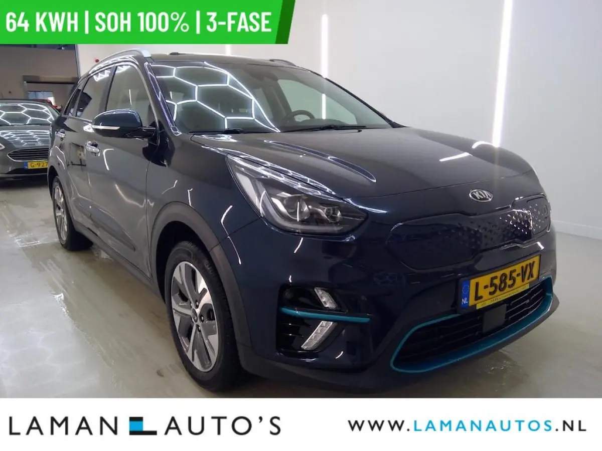 DynamicPlusLine 64 kWh | SOH 100% | 3-fase | Open dak CarPlay ECC Nav ACC 17" LMV LED Camera Metallic | EV Voorschoten