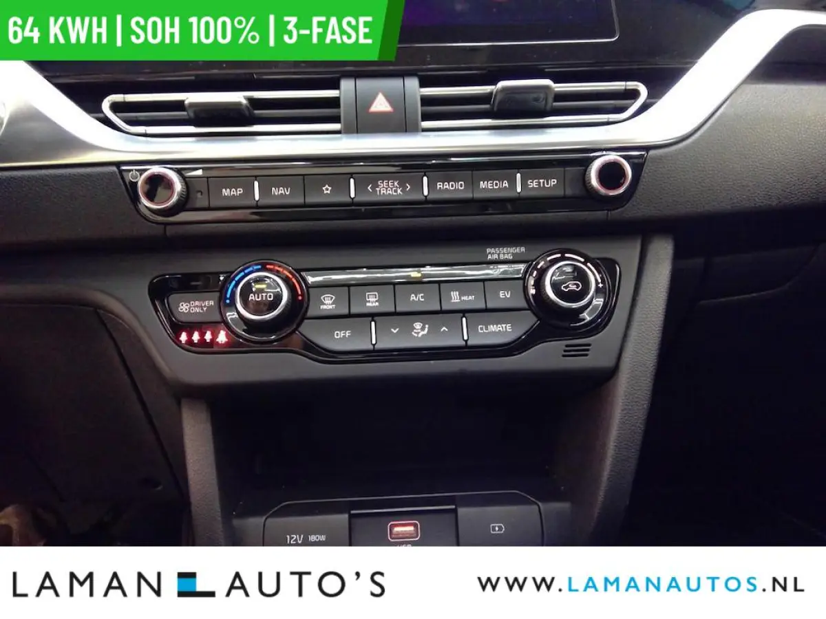 DynamicPlusLine 64 kWh | SOH 100% | 3-fase | Open dak CarPlay ECC Nav ACC 17" LMV LED Camera Metallic | EV Voorschoten