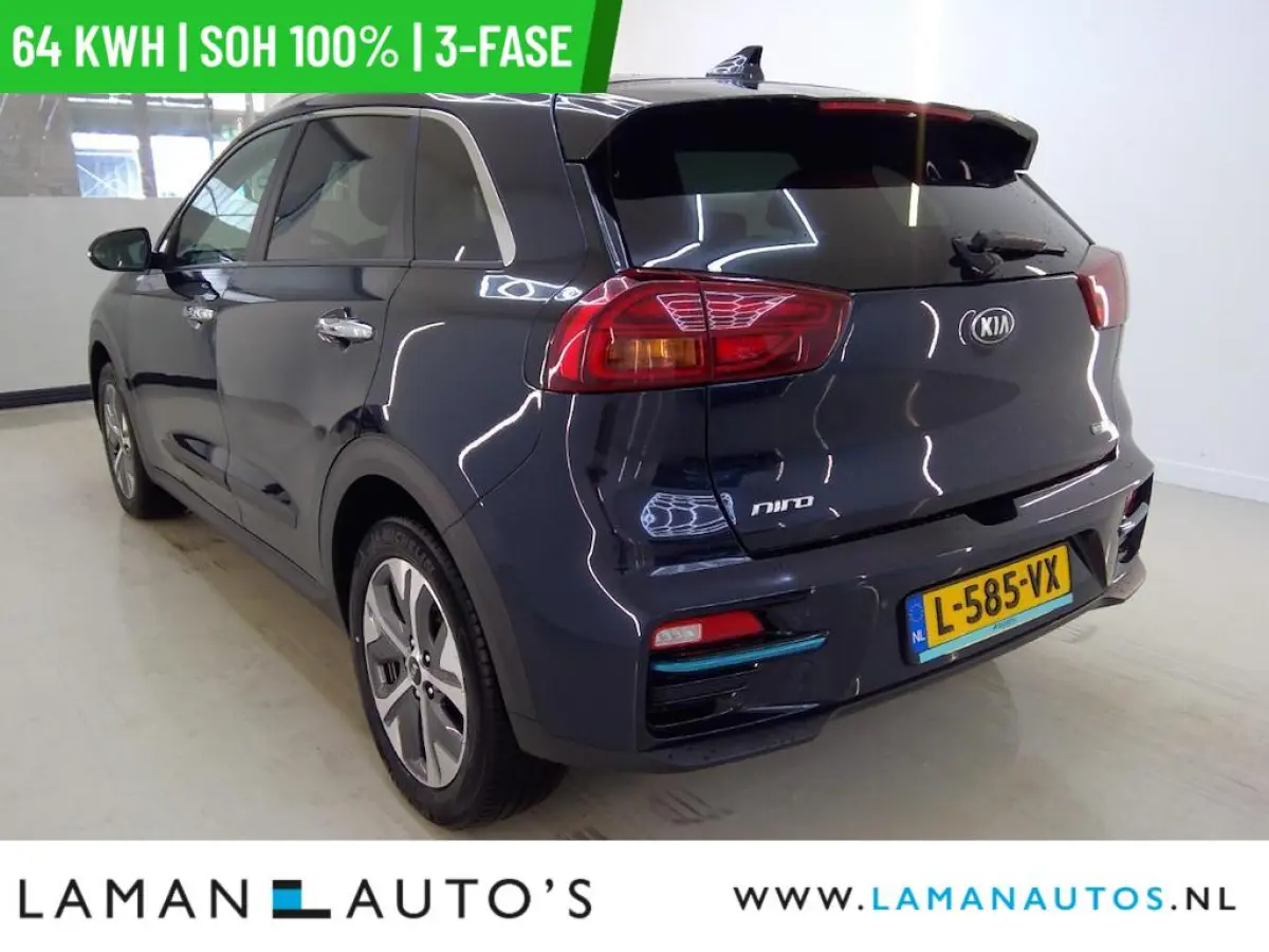 DynamicPlusLine 64 kWh | SOH 100% | 3-fase | Open dak CarPlay ECC Nav ACC 17" LMV LED Camera Metallic | EV Voorschoten