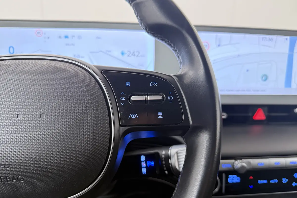 Style 77.4 kWh (SoH 96%) Warmtepomp Adap. Cruise Carplay Camera