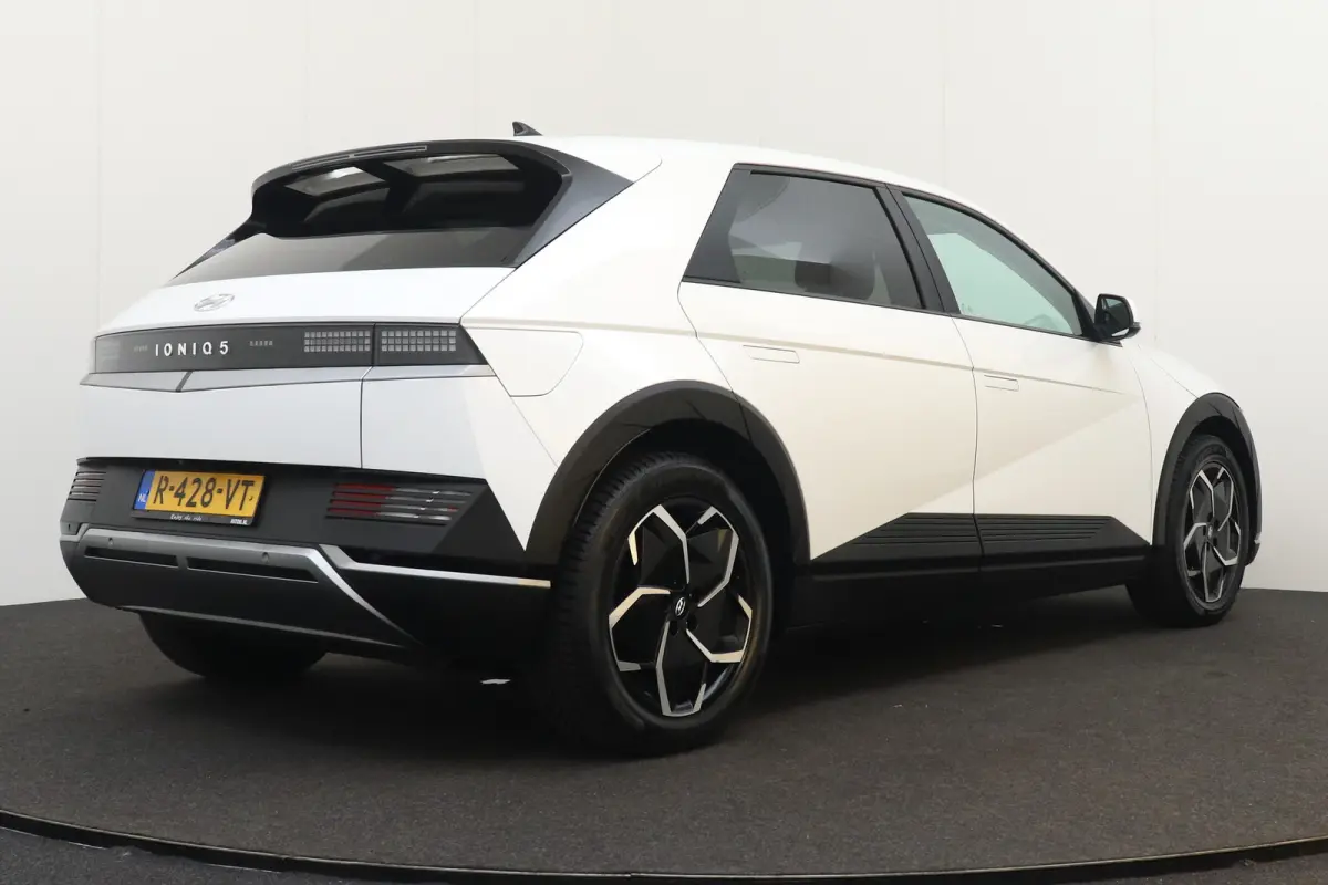 Style 77.4 kWh (SoH 96%) Warmtepomp Adap. Cruise Carplay Camera