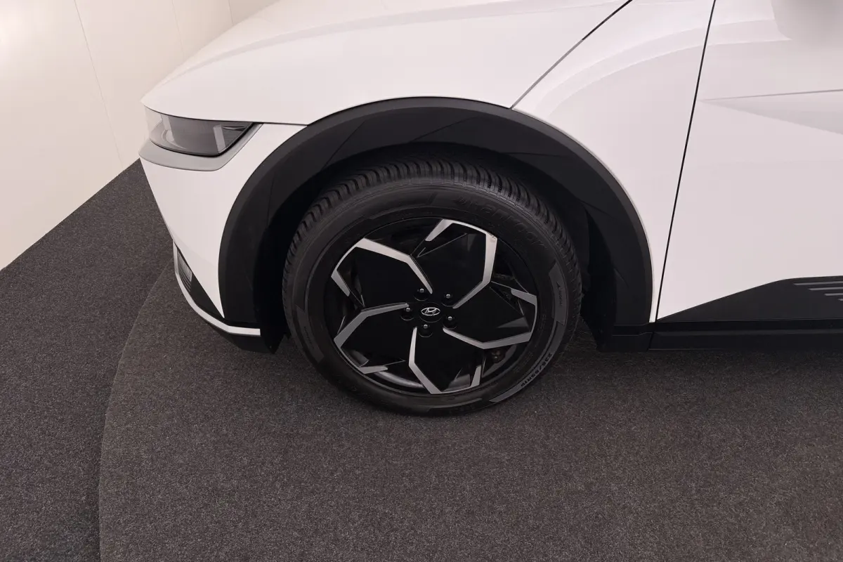 Style 77.4 kWh (SoH 96%) Warmtepomp Adap. Cruise Carplay Camera