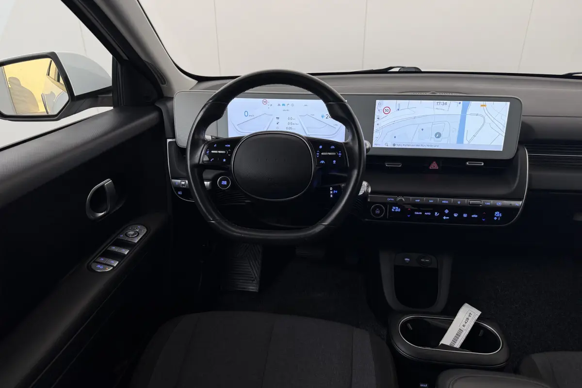Style 77.4 kWh (SoH 96%) Warmtepomp Adap. Cruise Carplay Camera