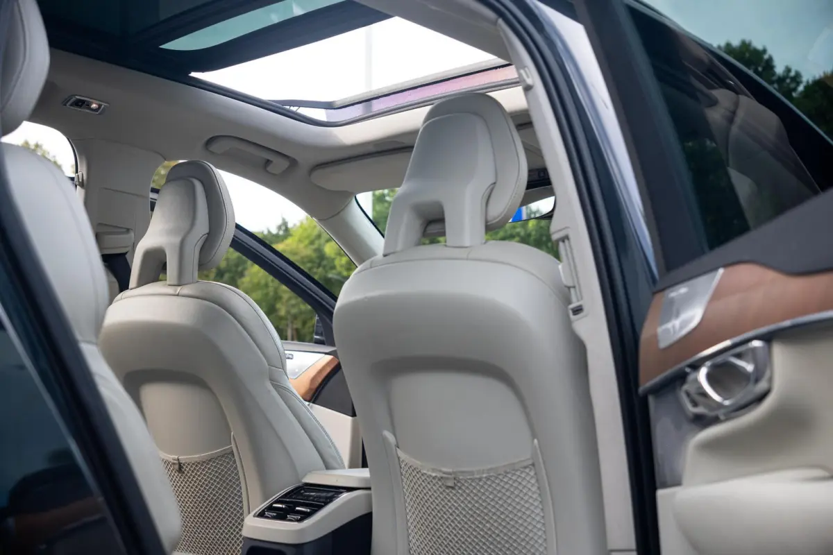 2.0 T8 Twin Engine AWD|Org NL NAP|2e Eig|Inscription|Bowers & Wilkins|Luchtvering|Panoramadak|CarPlay|Full Option|Dealer Onderhouden