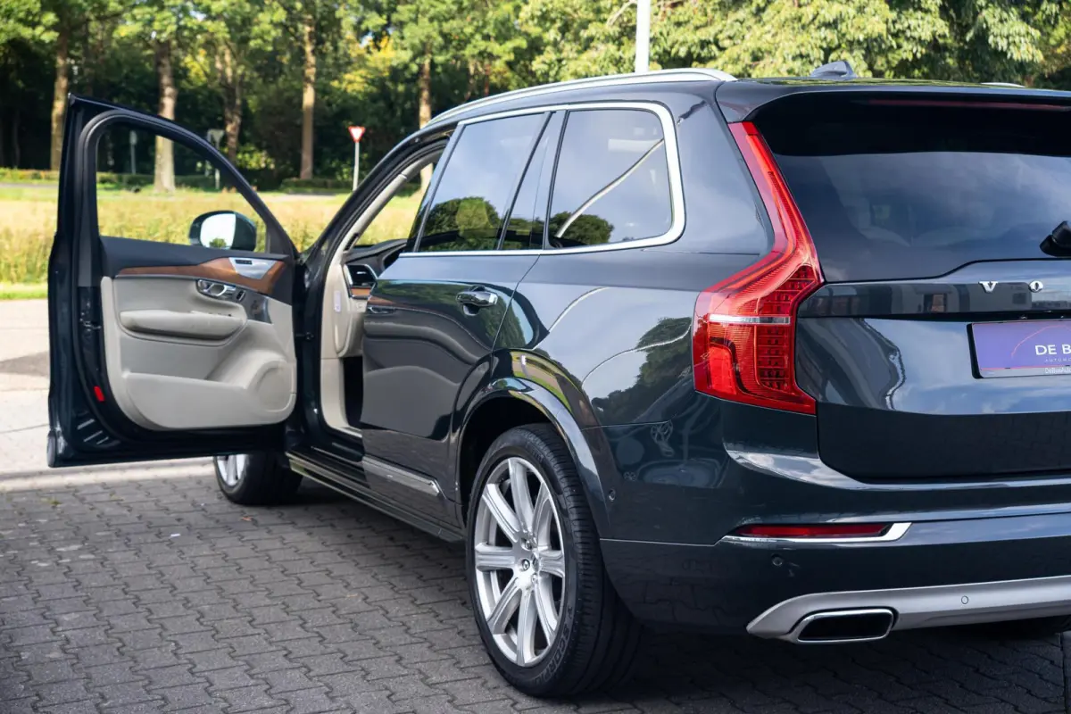 2.0 T8 Twin Engine AWD|Org NL NAP|2e Eig|Inscription|Bowers & Wilkins|Luchtvering|Panoramadak|CarPlay|Full Option|Dealer Onderhouden