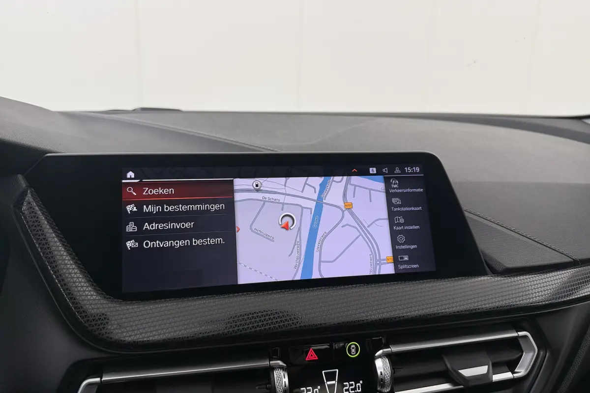 118i Aut. 141 PK Sport Line Adapt. Cruise Carplay Head-Up