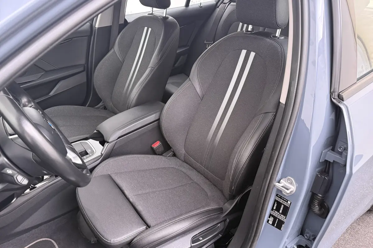 118i Aut. 141 PK Sport Line Adapt. Cruise Carplay Head-Up