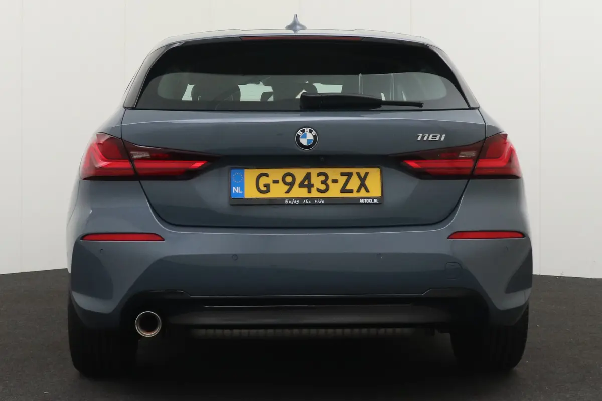 118i Aut. 141 PK Sport Line Adapt. Cruise Carplay Head-Up