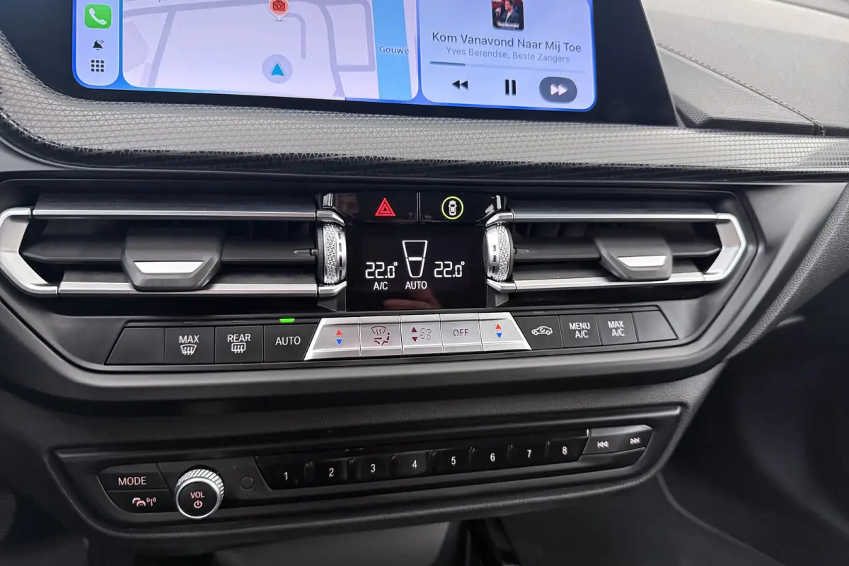 118i Aut. 141 PK Sport Line Adapt. Cruise Carplay Head-Up