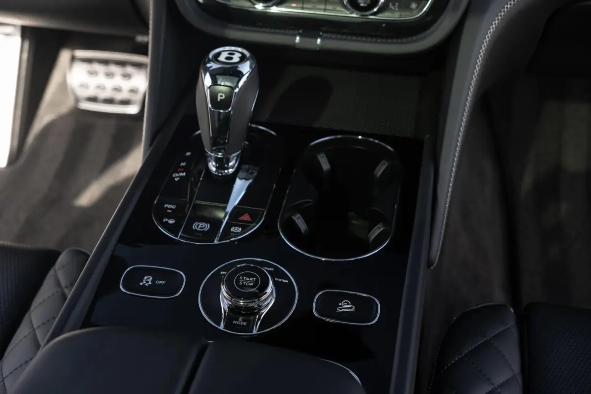 Hybrid Centenary Edition|100 Yr Bentley|Org NL NAP|1ste Eig|Mulliner|Rear Entertainment|Touring Spec