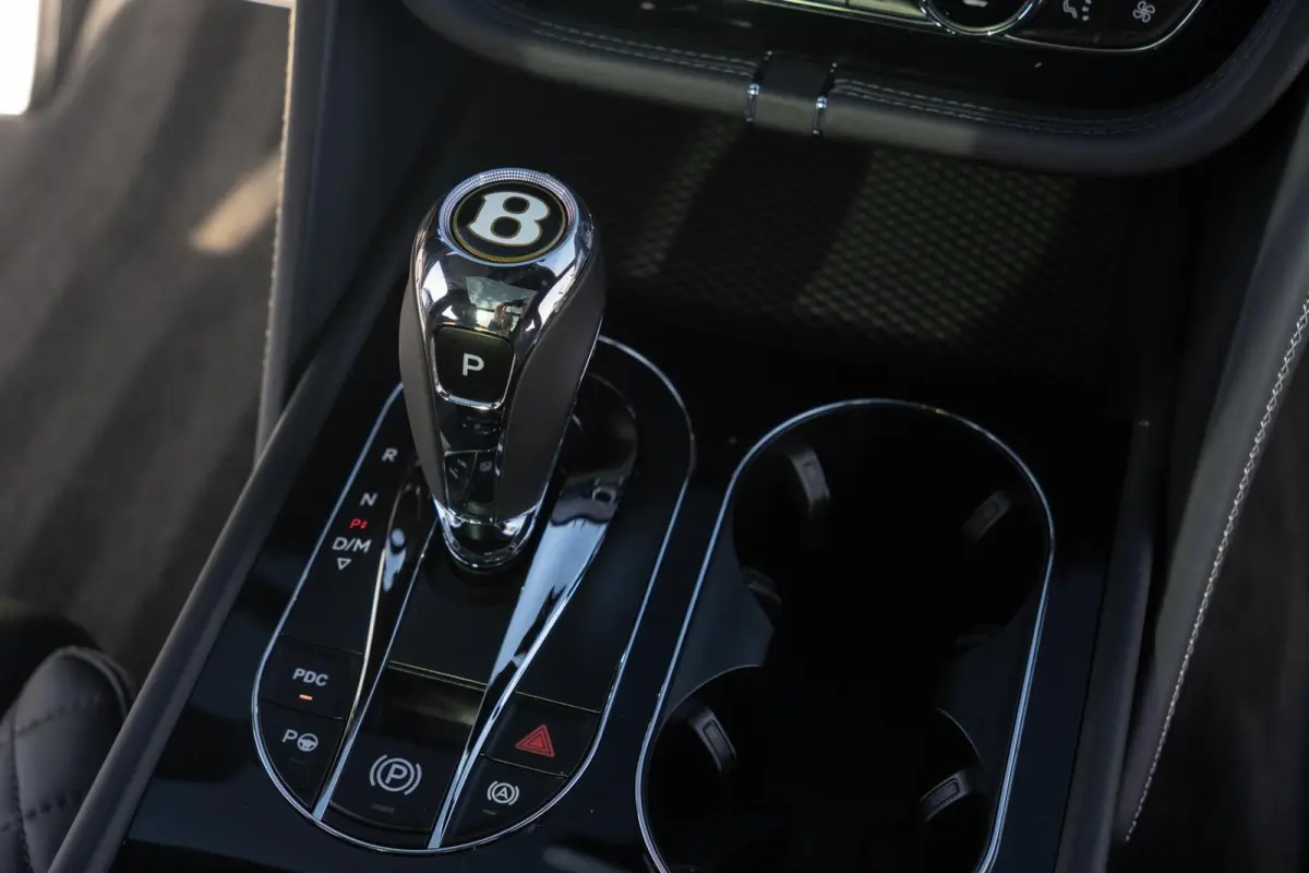 Hybrid Centenary Edition|100 Yr Bentley|Org NL NAP|1ste Eig|Mulliner|Rear Entertainment|Touring Spec