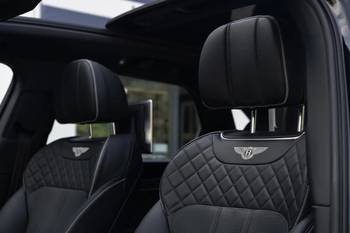 Hybrid Centenary Edition|100 Yr Bentley|Org NL NAP|1ste Eig|Mulliner|Rear Entertainment|Touring Spec