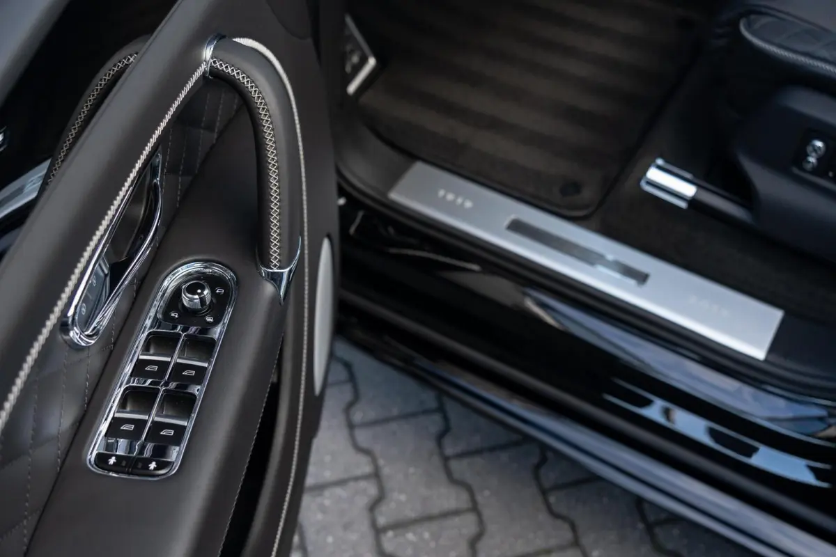 Hybrid Centenary Edition|100 Yr Bentley|Org NL NAP|1ste Eig|Mulliner|Rear Entertainment|Touring Spec