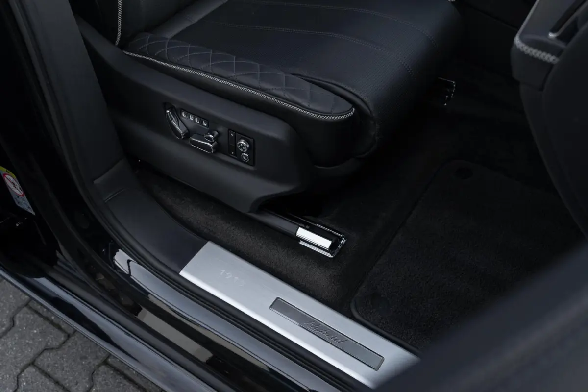 Hybrid Centenary Edition|100 Yr Bentley|Org NL NAP|1ste Eig|Mulliner|Rear Entertainment|Touring Spec