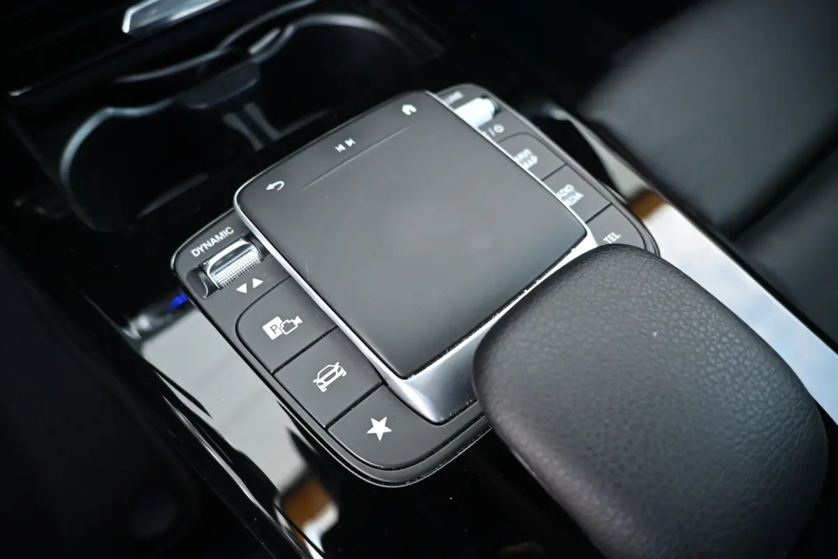 250 e Business Solution AMG Limited | Head Up | 360 | Memory | Widescreen | Apple-Carplay |