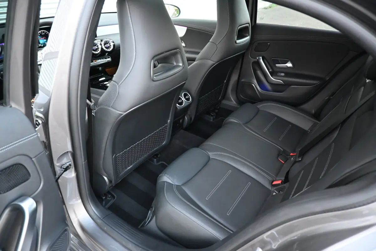 250 e Business Solution AMG Limited | Head Up | 360 | Memory | Widescreen | Apple-Carplay |