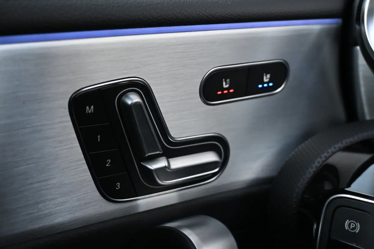 250 e Business Solution AMG Limited | Head Up | 360 | Memory | Widescreen | Apple-Carplay |