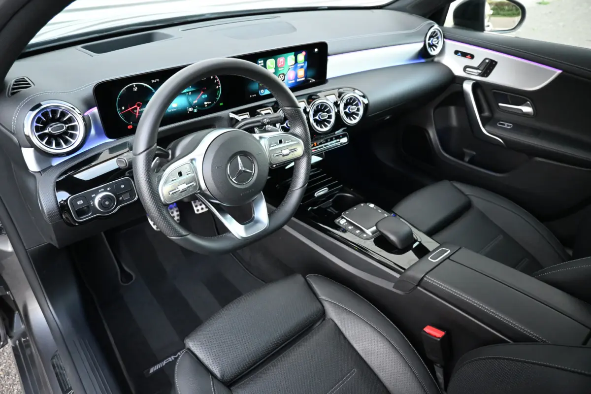250 e Business Solution AMG Limited | Head Up | 360 | Memory | Widescreen | Apple-Carplay |