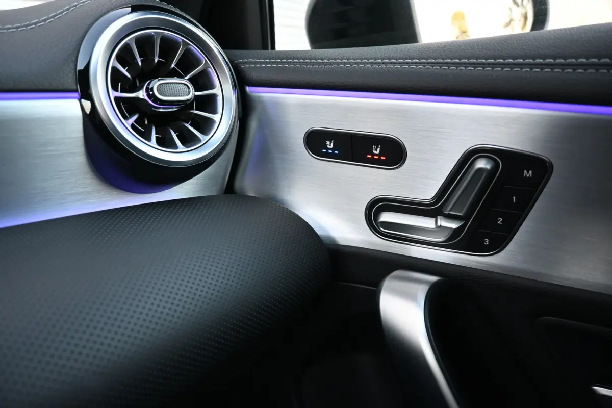 250 e Business Solution AMG Limited | Head Up | 360 | Memory | Widescreen | Apple-Carplay |